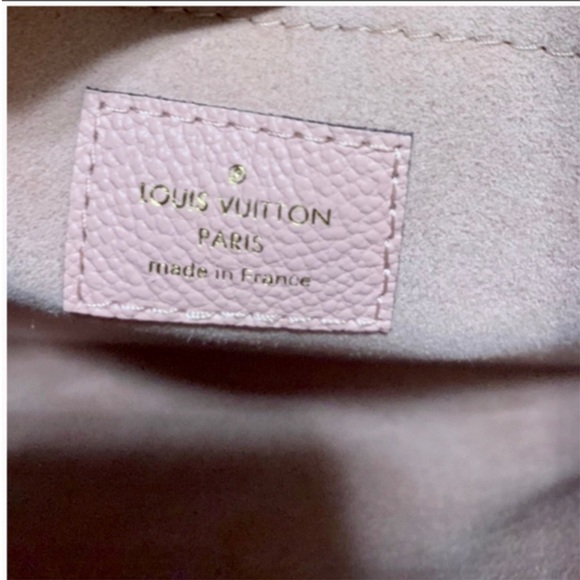 💯💖😍😘 NWT MONOGRAM Louis Vuitton Daily Pouch - Picture 4 of 8